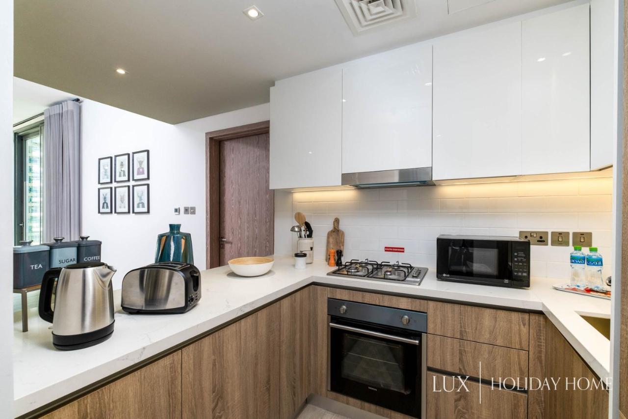 Lux - Contemporary Suite With Full Marina View Dubai Esterno foto